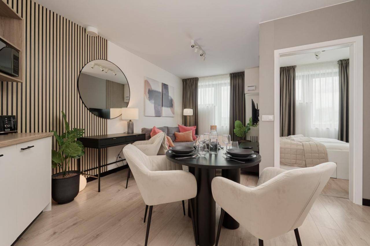 Wroclavia Apartments Dyrekcyjna By Noclegi Renters Βρότσλαβ Εξωτερικό φωτογραφία